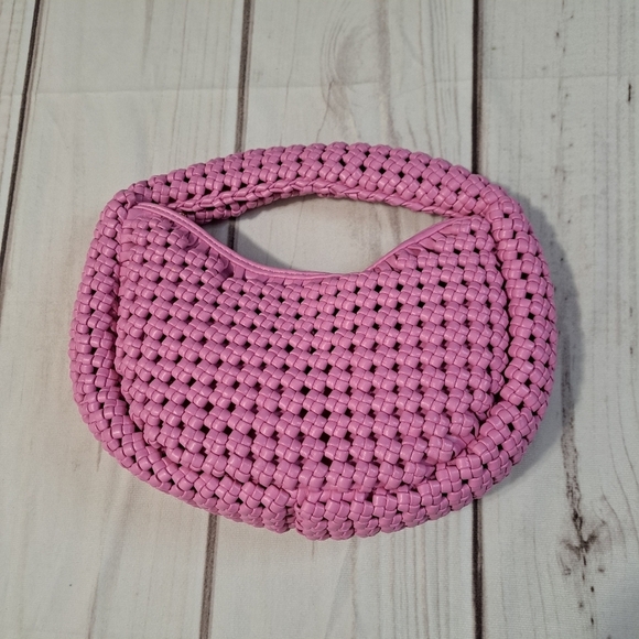 Sincerly Jules Pink Woven Hand Bag - Picture 1 of 7